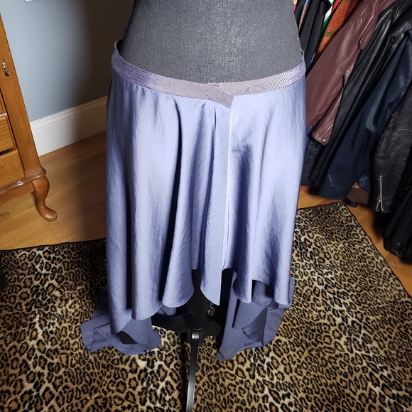 H&M CONSCIOUS HIGH LOW LONG TRAIN WRAP SKIRT NWT - Picture 8 of 8